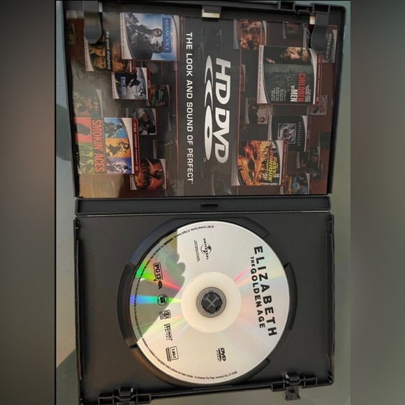 DVD Movie Elizabeth The Golden Age
Cate Blanchett - Picture 4 of 4